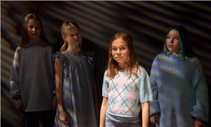 Linkki tapahtumaan Teatteriryhmä Saturnus: Päiväkirjamerkintöjä – Annantalon Kevätfestari
